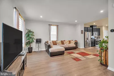 204 Freedom Way, Sicklerville, NJ 08081 - Photo 4