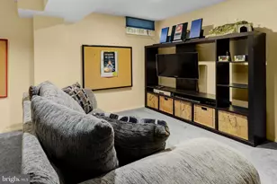 1032 Red Oak Dr, Cherry Hill, NJ 08003 - Photo 28