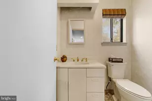 1032 Red Oak Dr, Cherry Hill, NJ 08003 - Photo 18