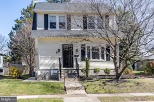 18 E Summerfield Ave, Collingswood, NJ 08108 - Photo 1