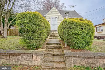 702 W Lincoln Avenue, Magnolia, NJ 08049 - Photo 2