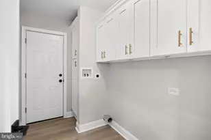 1004 Swallow Dr, Cherry Hill, NJ 08003 - Photo 20