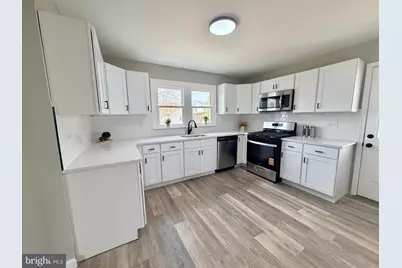 222 Bergen Avenue, Bellmawr, NJ 08031 - Photo 6