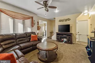 30 St Charles Pl, Runnemede, NJ 08078 - Photo 4