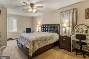 30 St Charles Pl, Runnemede, NJ 08078 - Photo 10