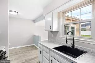 22 Argyle Ave, Gloucester Township, NJ 08012 - Photo 10