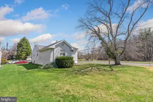 250 E Williams Ave, Barrington, NJ 08007 - Photo 4