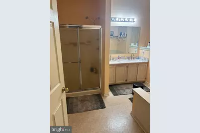 24 Oakton Drive, Waterford Township, NJ 08004 - Photo 8