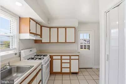 444 Colonial Road, Bellmawr, NJ 08031 - Photo 16