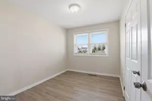 444 Colonial Rd, Bellmawr, NJ 08031 - Photo 4