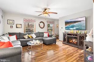 16 Lincoln Ave, Sicklerville, NJ 08081 - Photo 4