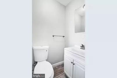 565 Line Street, Camden, NJ 08103 - Photo 8