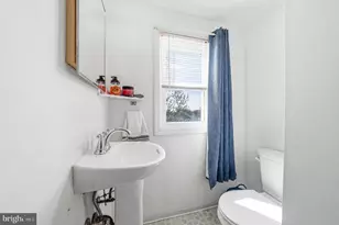 512 Cloverdale Rd, Gloucester Township, NJ 08012 - Photo 26