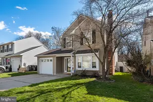 19 Woodvale Dr, Waterford Township, NJ 08004 - Photo 2