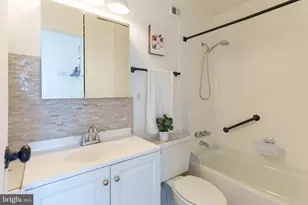 529 Playa Del Sol Rd, Cherry Hill, NJ 08002 - Photo 10