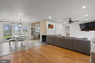 2246 Auburn Ave, Waterford Township, NJ 08004 - Photo 6