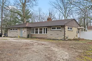 2246 Auburn Ave, Waterford Township, NJ 08004 - Photo 2