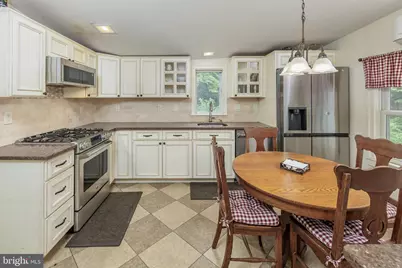 416 Raritan Avenue, Waterford Township, NJ 08004 - Photo 2