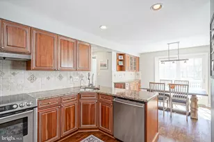 27 Progress Pl, Voorhees, NJ 08043 - Photo 8