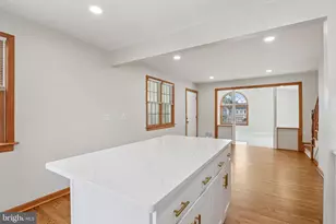 16 Park Dr, Bellmawr, NJ 08031 - Photo 10