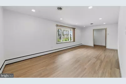 414 Third Avenue W, Cherry Hill, NJ 08002 - Photo 10