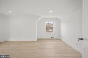 301 Hialeah Dr, Cherry Hill, NJ 08002 - Photo 34