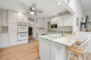 11 N Woodstock Dr, Cherry Hill, NJ 08034 - Photo 6
