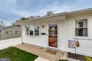 38 Summit Ave, Bellmawr, NJ 08031 - Photo 2