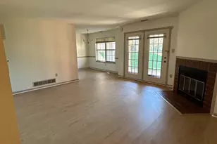 154 Tavistock, Cherry Hill, NJ 08034 - Photo 2