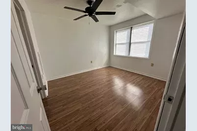 106 N 34th Street, Camden, NJ 08105 - Photo 10