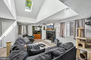 1408 Berwyck Ct, Sicklerville, NJ 08081 - Photo 4