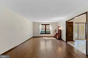 200 Wm Feather Dr, Voorhees, NJ 08043 - Photo 14