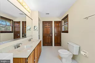 200 Wm Feather Dr, Voorhees, NJ 08043 - Photo 34