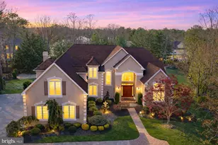 19 Simsbury Dr, Voorhees, NJ 08043 - Photo 2