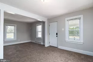 729 Watsontown Rd, Berlin, NJ 08009 - Photo 2