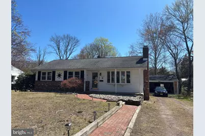 323 Chestnut Avenue, Lindenwold, NJ 08021 - Photo 1