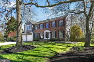 42 Callison Ln, Voorhees, NJ 08043 - Photo 2