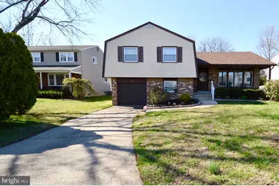 15 N Syracuse Drive, Cherry Hill, NJ 08034 - Photo 1