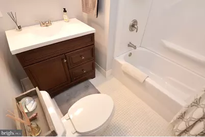 15 N Syracuse Drive, Cherry Hill, NJ 08034 - Photo 18