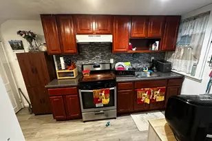 3049 Porter Rd, Camden, NJ 08104 - Photo 2