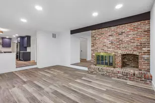 38 Woodstone Dr, Voorhees, NJ 08043 - Photo 6