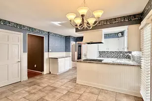 15 Lippincott Ave, Voorhees, NJ 08043 - Photo 10