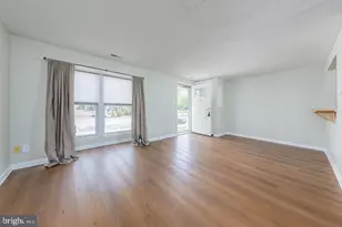 2307 Greenwood Dr, Lindenwold, NJ 08021 - Photo 2