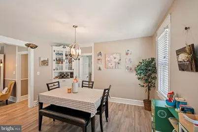 112 W Railroad Avenue, Gloucester Township, NJ 08012 - Photo 8