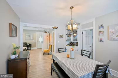 112 W Railroad Avenue, Gloucester Township, NJ 08012 - Photo 6