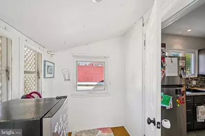 112 W Railroad Avenue, Gloucester Township, NJ 08012 - Photo 26