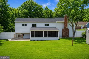 914 Aston Martin Dr, Lindenwold, NJ 08021 - Photo 2