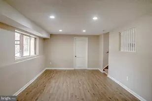 914 Aston Martin Dr, Lindenwold, NJ 08021 - Photo 16