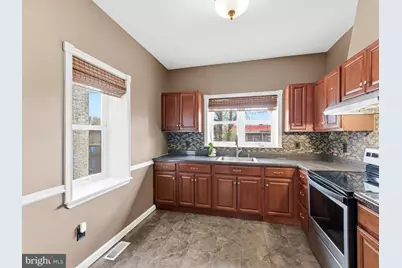 242 Morse Street, Camden, NJ 08105 - Photo 10