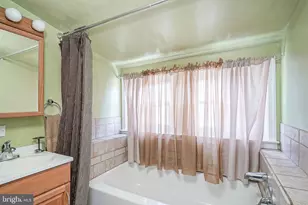 11 E Haines Ave, Barrington, NJ 08007 - Photo 22